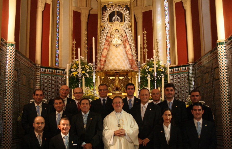 Toma de posesin de la nueva Junta de Gobierno de la Hermandad de la Virgen del guila