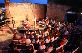 Los estilos musicales ms diversos y originales inundan con #Noctara19 este mes de julio el patio de la Sima del Castillo