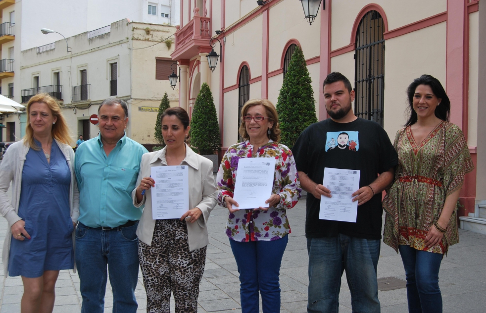 El alcalde convoca a toda la oposicin a  una reunin previa al primer Pleno sin mayora