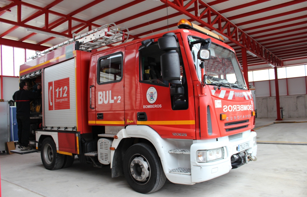 Slo cuatro bomberos por turno 